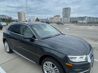 2019 Audi Q5 45 TFSI II (FY), серый, 2250000 рублей, вид 1
