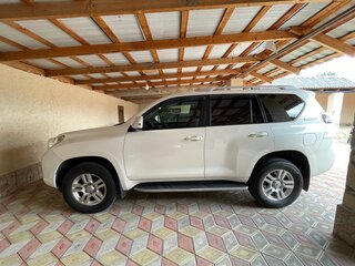 2011 Toyota Land Cruiser Prado 150 Series, белый, 2500000 рублей, вид 4