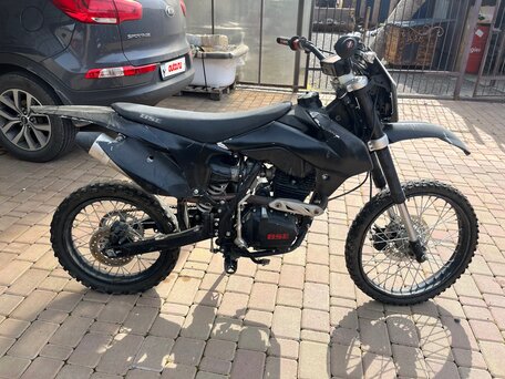 2020 BSE Z1, чёрный, 70000 рублей, вид 1