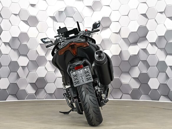 2024 Yamaha TMAX, чёрный, 1389000 рублей - вид 5