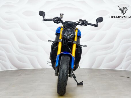 2024 Yamaha XSR900, синий, 1035000 рублей, вид 4