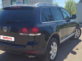 2008 Volkswagen Touareg I Рестайлинг, чёрный, 990000 рублей, вид 4