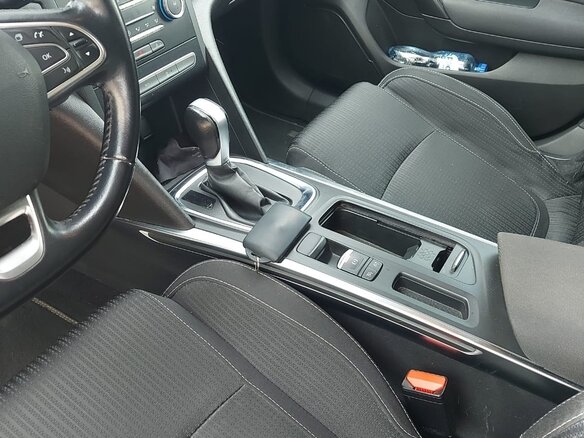 2018 Renault Megane IV, белый, 1380000 рублей - вид 5