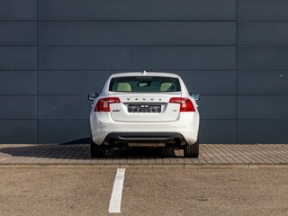 2012 Volvo S60 II, белый, 1295000 рублей, вид 5