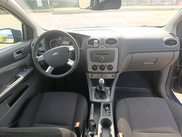 2011 Ford Focus II Рестайлинг, синий, 700000 рублей - вид 6