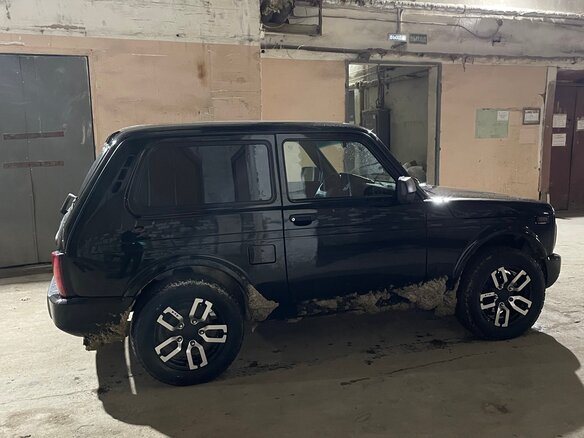 2019 Lada (ВАЗ) 2121 (4x4) I Рестайлинг, чёрный, 790000 рублей - вид 5