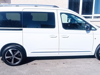 2025 Volkswagen Caddy Maxi V, белый, 5690000 рублей, вид 3