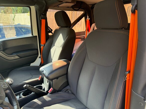 2016 Jeep Wrangler III (JK), белый, 3200000 рублей - вид 12