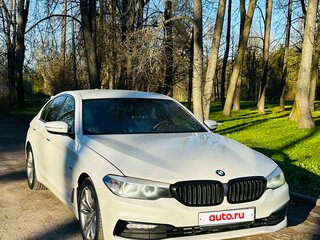 2017 BMW 5 серии 520d VII (G30/G31/G38), белый, 2300000 рублей, вид 4