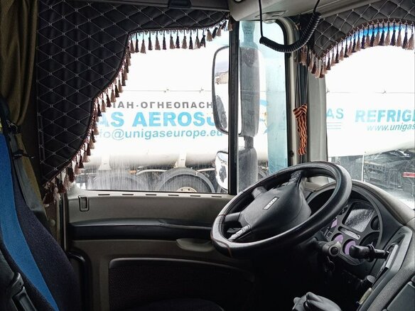 2012 DAF XF 105, белый, 2700000 рублей - вид 3