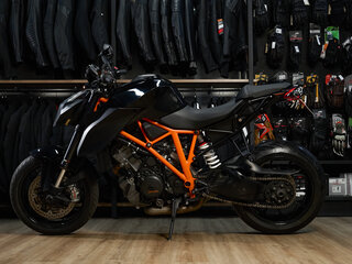 2016 KTM 1290 Super Duke R, чёрный, 790000 рублей, вид 4