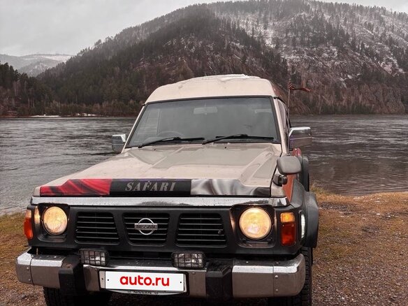 1992 Nissan Safari IV (Y60), серый, 1250000 рублей - вид 2