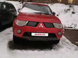 2008 Mitsubishi L200 IV, красный, 950000 рублей, вид 2