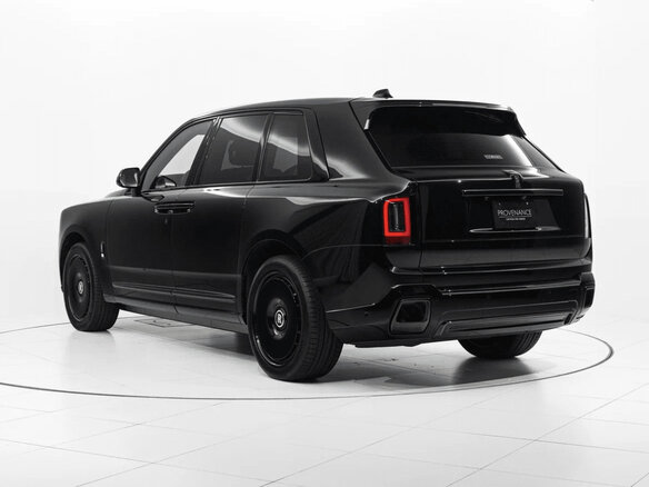 2025 Rolls-Royce Cullinan Black Badge I Рестайлинг (Series II), чёрный - вид 4