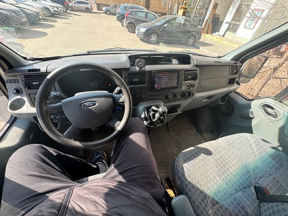 2010 Ford Transit, серебристый, 935000 рублей - вид 4