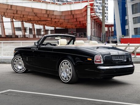2007 Rolls-Royce Phantom VII, чёрный, 29990000 рублей, вид 5