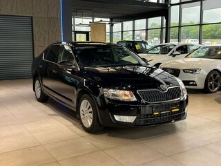 2015 Skoda Octavia III (A7), чёрный, 1280000 рублей, вид 3