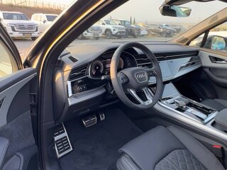 2026 Audi Q7 45 TFSI II (4M) Рестайлинг 2, чёрный, 11950000 рублей, вид 5