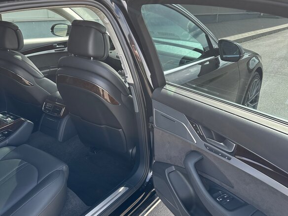 2014 Audi A8 Long III (D4), чёрный, 1850000 рублей - вид 21