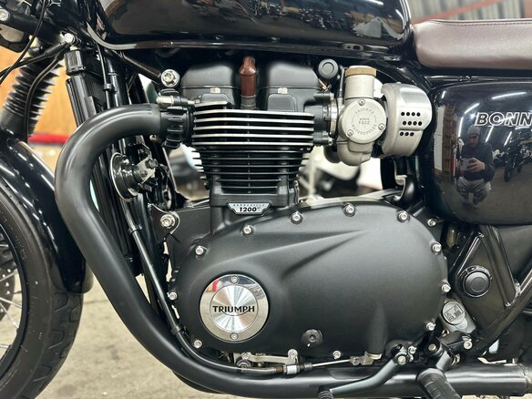 2020 Triumph Bonneville T120, чёрный, 1270000 рублей - вид 14