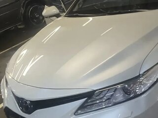 2021 Toyota Camry VIII (XV70) Рестайлинг, белый, 2900000 рублей, вид 2