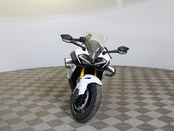 2026 CFMoto 750SR-S, белый - вид 3