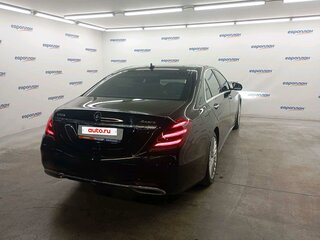 2017 Mercedes-Benz Maybach S-Класс 560 I (X222) Рестайлинг, чёрный, 4462500 рублей, вид 3
