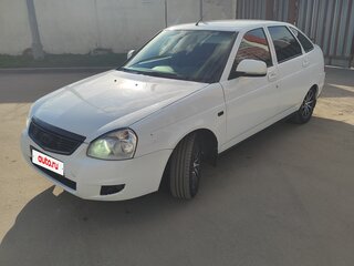 2015 Lada (ВАЗ) Priora I Рестайлинг, белый, 590000 рублей, вид 2