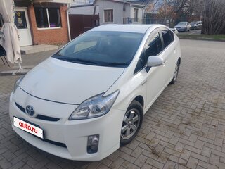 2009 Toyota Prius III (XW30), белый, 599999 рублей, вид 1