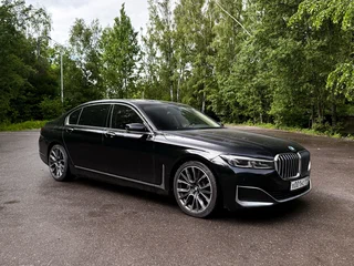 2019 BMW 7 серии Long 730Ld xDrive VI (G11/G12) Рестайлинг, чёрный, 5900000 рублей, вид 3