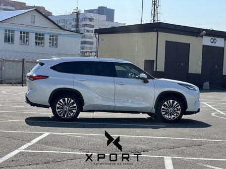 2026 Toyota Highlander IV (XU70), белый, 5290000 рублей, вид 4