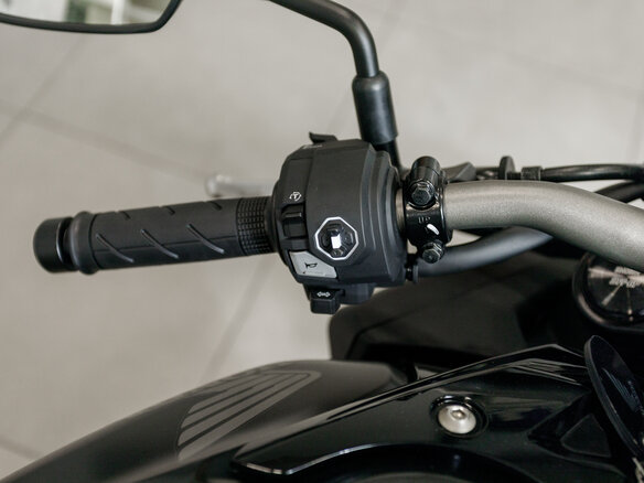 2026 Honda CB 650R, чёрный, 1330000 рублей - вид 11