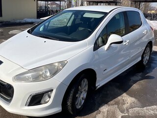 2011 Peugeot 308 I Рестайлинг, белый, 450000 рублей, вид 1