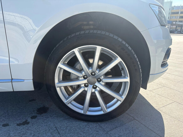 2016 Audi Q5 I (8R) Рестайлинг, белый, 2330000 рублей - вид 9