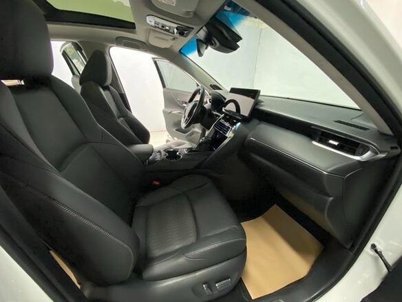 2024 Toyota Venza II, белый, 4474000 рублей - вид 8