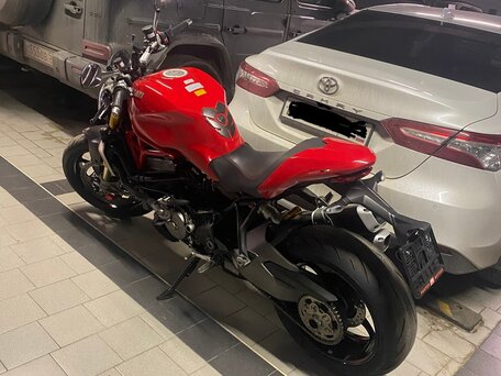 2019 Ducati Monster 1200, красный, 1130000 рублей, вид 1
