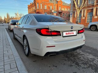 2020 BMW 5 серии 520i VII (G30/G31/G38) Рестайлинг, белый, 4299999 рублей, вид 5