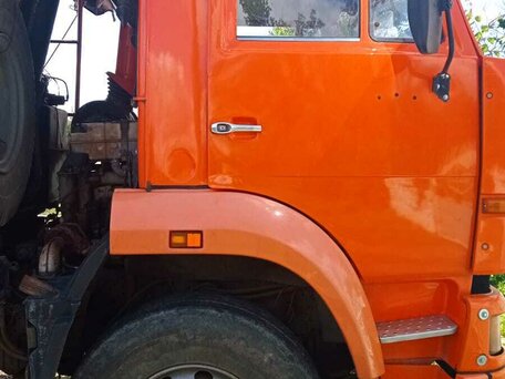 2006 КамАЗ 6520, оранжевый, 1400000 рублей, вид 4
