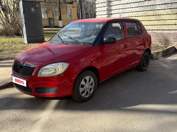 2008 Skoda Fabia II, красный, 250000 рублей - вид 2