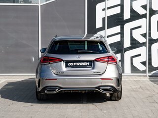 2019 Mercedes-Benz A-Класс 220 IV (W177), серебристый, 2590000 рублей, вид 4