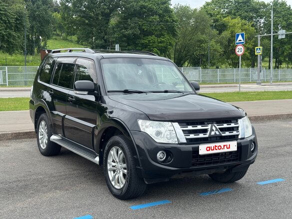 2012 Mitsubishi Pajero IV Рестайлинг 1, чёрный, 2790000 рублей - вид 5