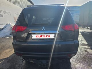 2013 Mitsubishi Pajero Sport II Рестайлинг, серый, 1650000 рублей, вид 3