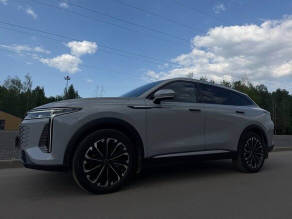 2024 Exeed RX, серый, 3575000 рублей - вид 2