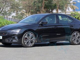 2026 Skoda Octavia RS IV Рестайлинг, чёрный, 5800000 рублей, вид 2