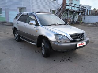 1999 Toyota Harrier I (XU10), серебристый, 600000 рублей, вид 3