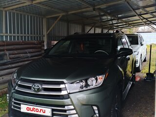 2017 Toyota Highlander III (XU50) Рестайлинг, серый, 3895000 рублей, вид 5