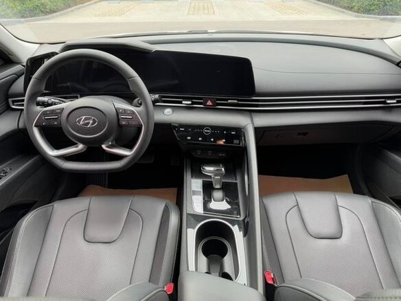 2022 Hyundai Elantra VII (CN7), белый, 1528000 рублей - вид 11