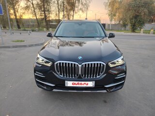 2020 BMW X5 25d IV (G05/G18), чёрный, 5530000 рублей, вид 2