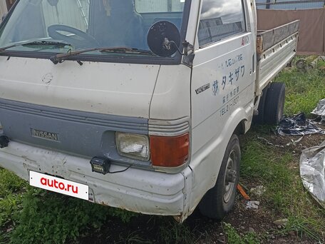 1995 Nissan Vanette, белый, 650000 рублей, вид 2