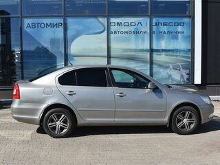 2012 Skoda Octavia II (A5) Рестайлинг, серый, 540000 рублей, вид 4